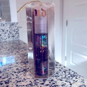 Urban Decay- All nighter Makeup Setting Spray